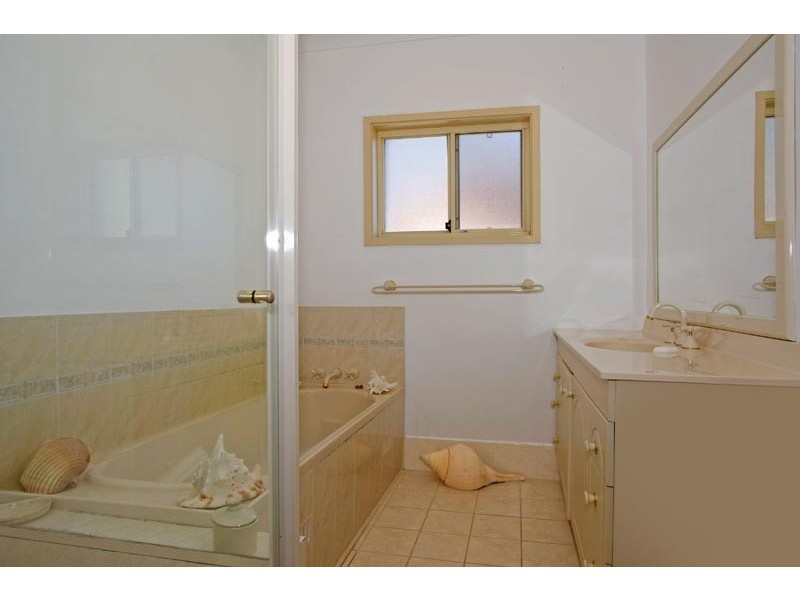 68 Beaumaris Drive, Menai NSW 2234