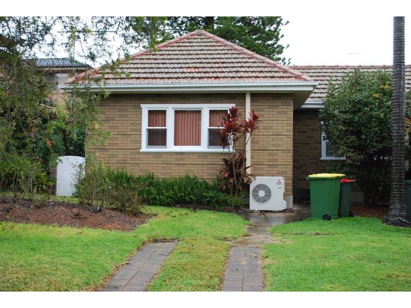 Flat/12-14 Mitchell Avenue (Access via Victoria Street), Jannali NSW 2226