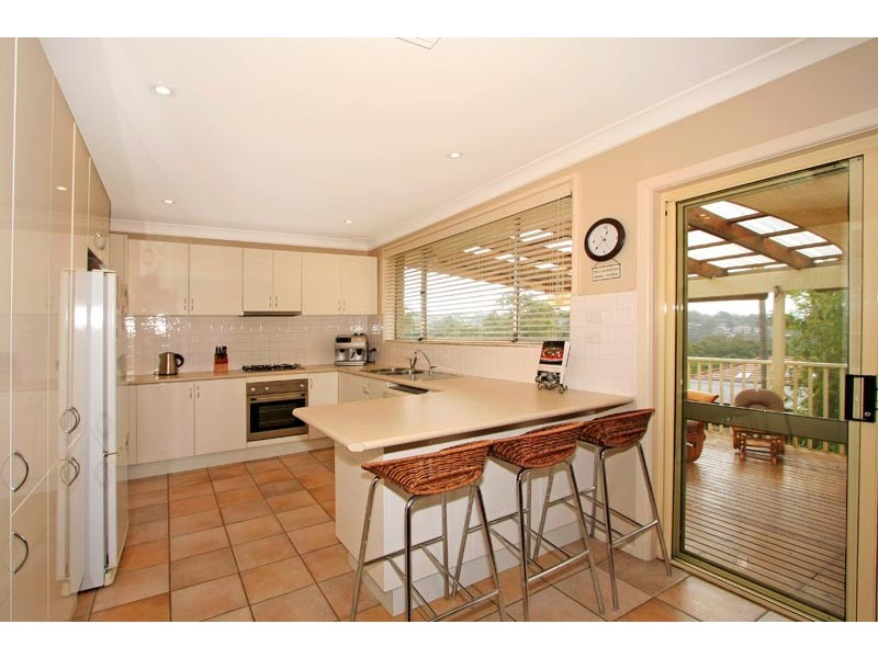 43 Mokera Avenue, Kirrawee NSW 2232