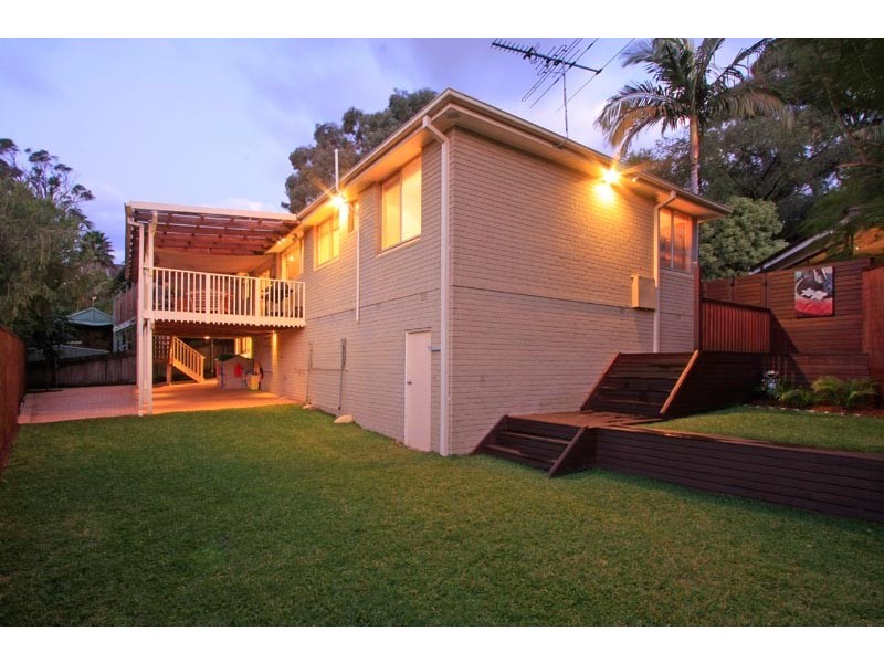 43 Mokera Avenue, Kirrawee NSW 2232
