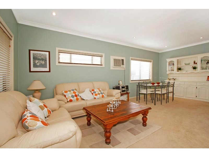 30 Auburn Street, Sutherland NSW 2232