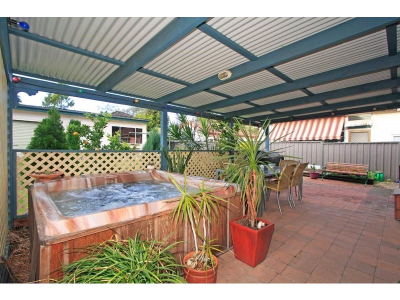 30 Auburn Street, Sutherland NSW 2232