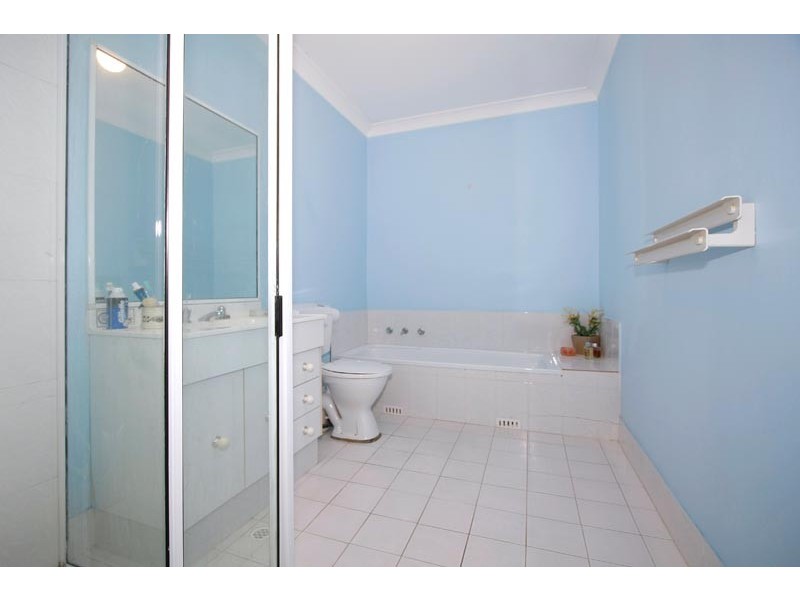 25 Peebles Avenue, Kirrawee NSW 2232