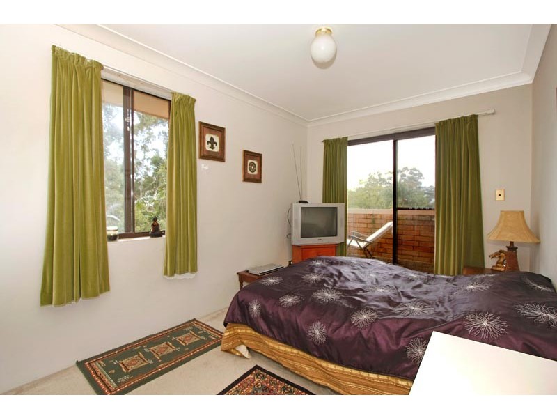 25 Peebles Avenue, Kirrawee NSW 2232