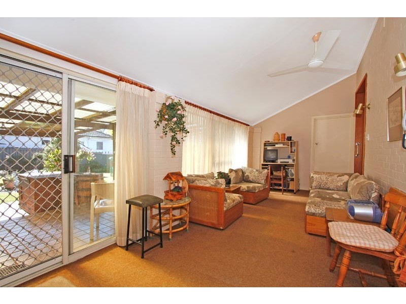 18 Linden Street South, Sutherland NSW 2232
