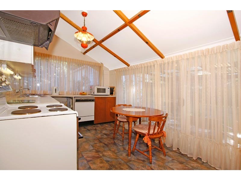 18 Linden Street South, Sutherland NSW 2232