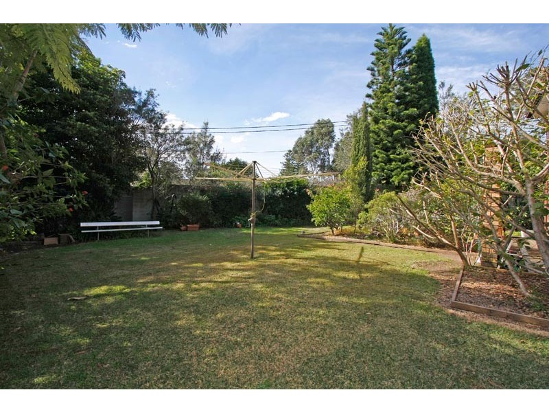 11 Galga Street, Sutherland NSW 2232