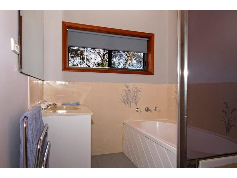 1 Keele Street, Como NSW 2226