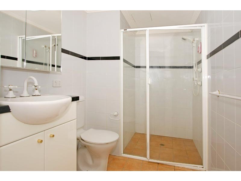 D16/2B Mowbray Street, Sylvania NSW 2224