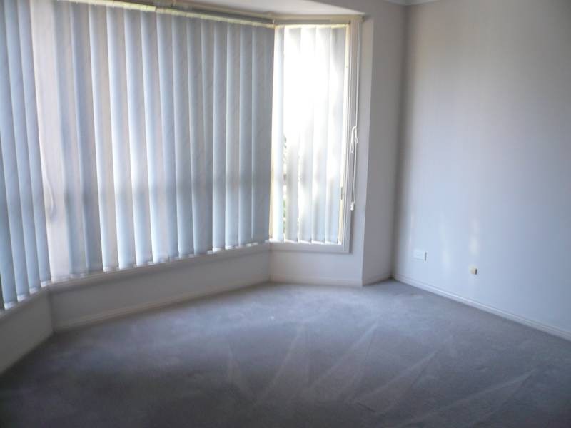 15 Dinjerra Close, Bangor NSW 2234