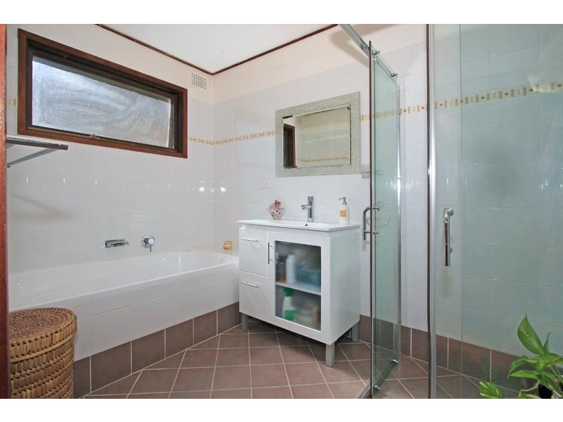 2 Highpoint Place, Como NSW 2226