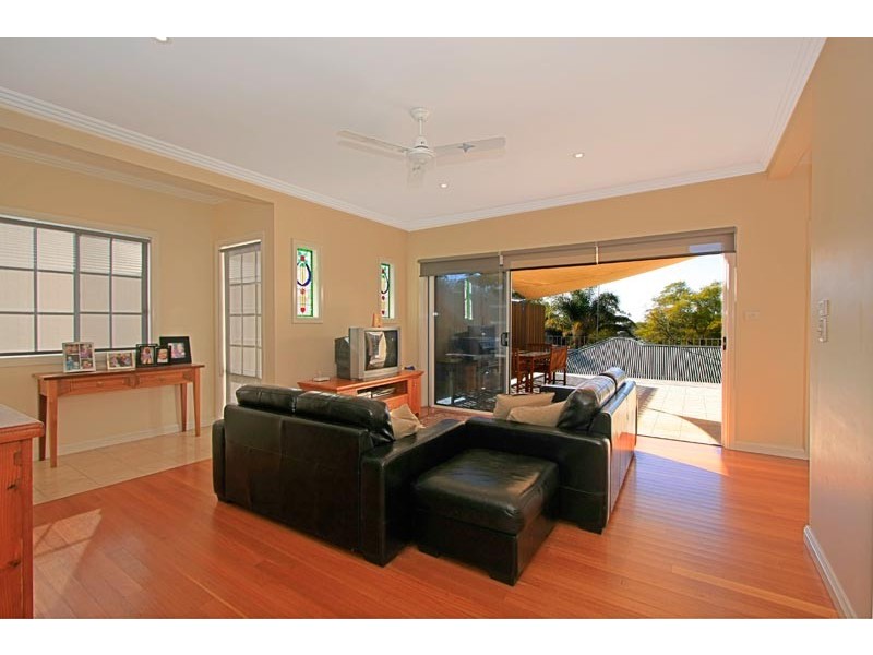 6 Highview Crescent, Oyster Bay NSW 2225