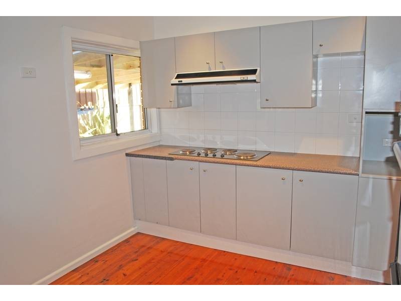 13 Minerva Street, Kirrawee NSW 2232