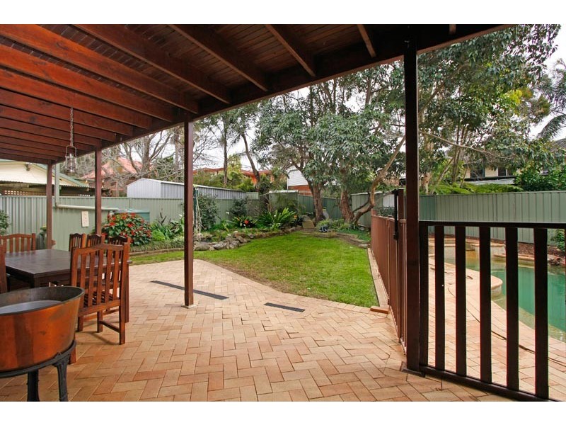 11a Wollybutt Road, Engadine NSW 2233