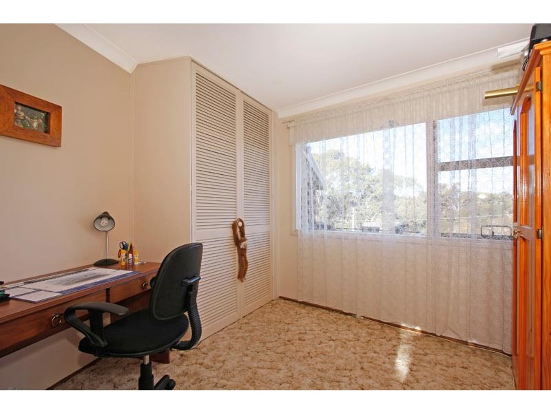 13 Wanganui Road, Kirrawee NSW 2232