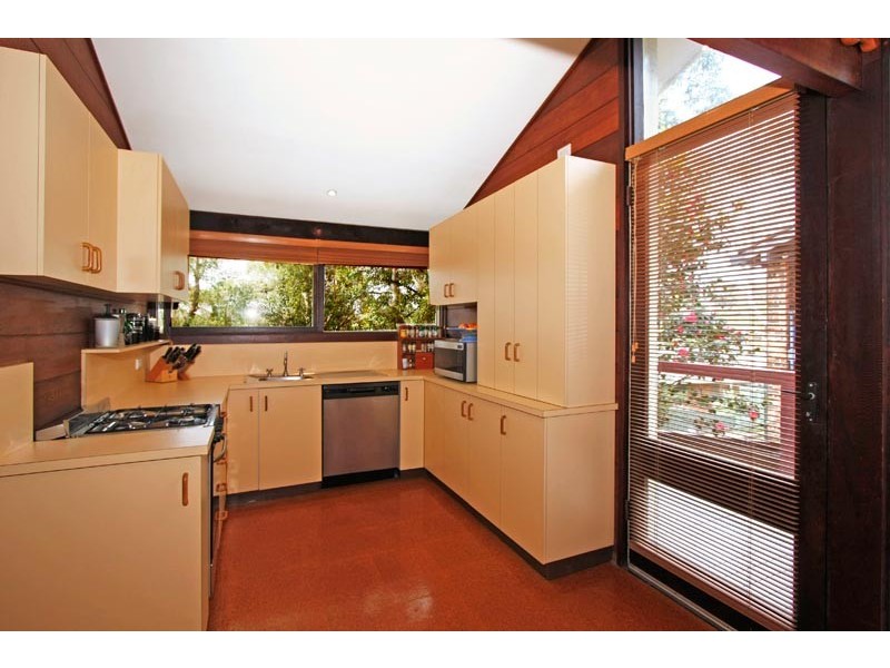 11 Buchanan Avenue, Bonnet Bay NSW 2226