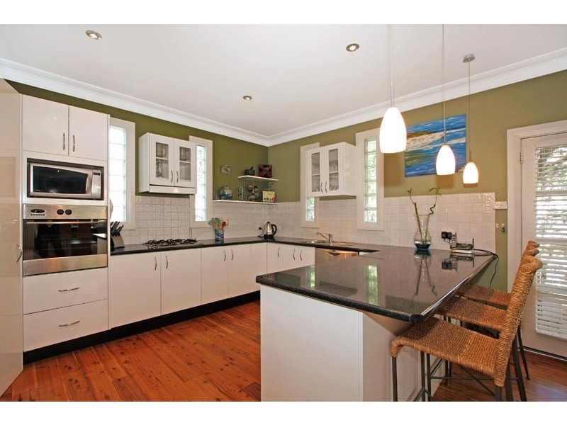 2 Cook Street, Sutherland NSW 2232