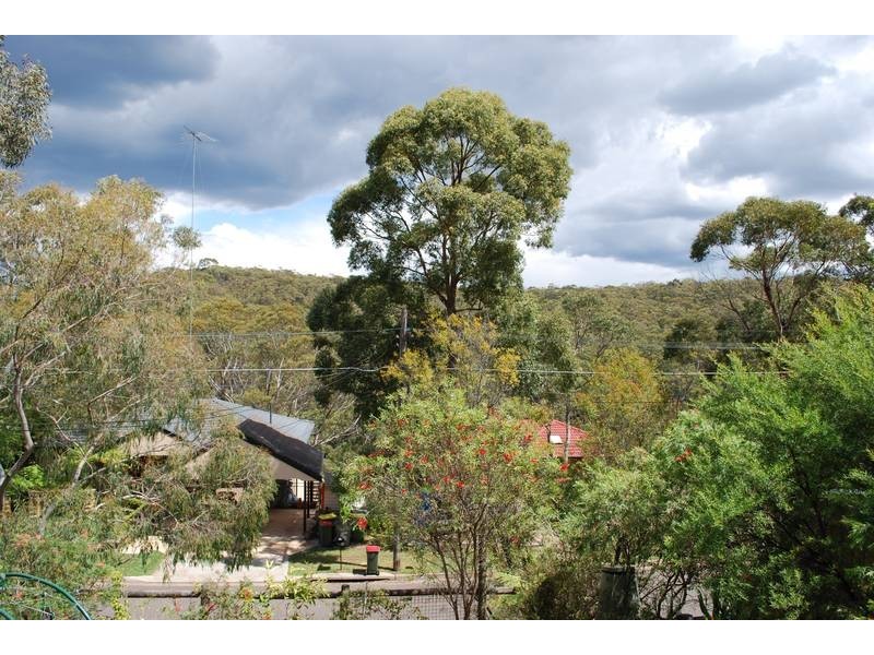29 Gore Avenue, Kirrawee NSW 2232