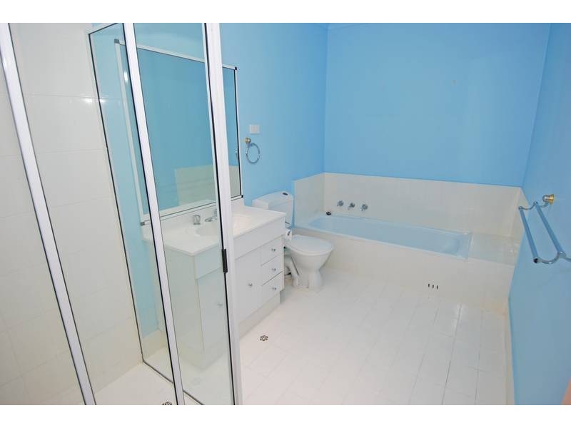 68 Mokera Avenue, Kirrawee NSW 2232