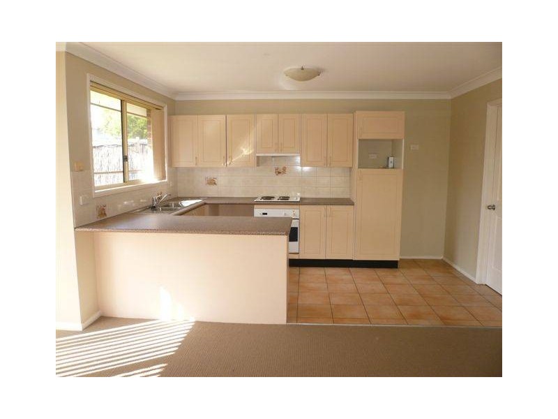 1/109 Oak Road, Kirrawee NSW 2232