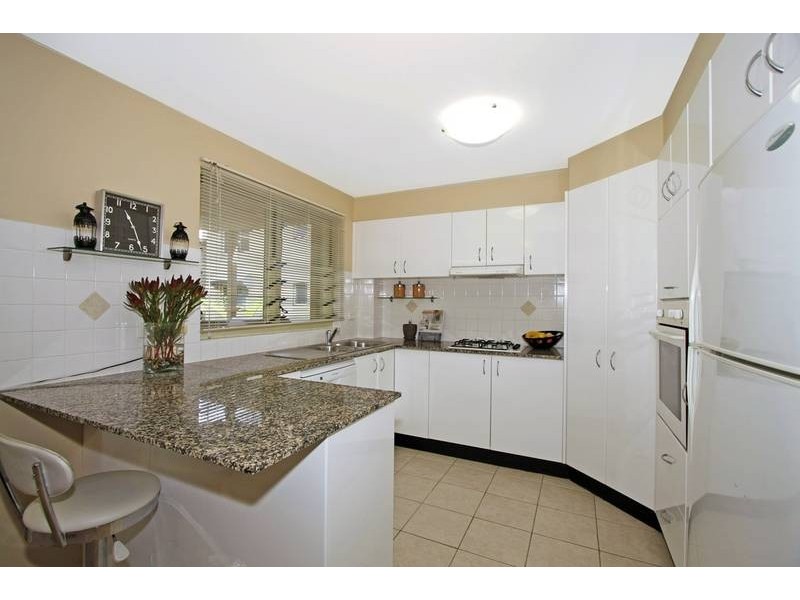 17/84 Glencoe Street, Sutherland NSW 2232