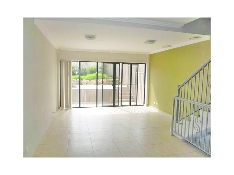 18/54 Osprey Drive (Access via Lambeth Street), Illawong NSW 2234