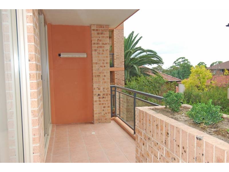 18/17-21 Mansfield Avenue (Access via Port Hacking Road), Caringbah NSW 2229