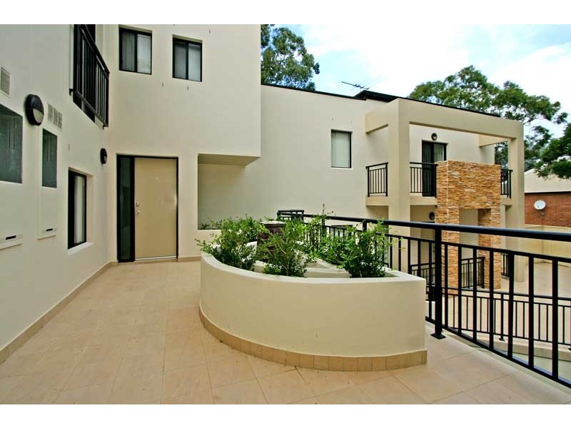 9/8-12 Taylor Close, Miranda NSW 2228