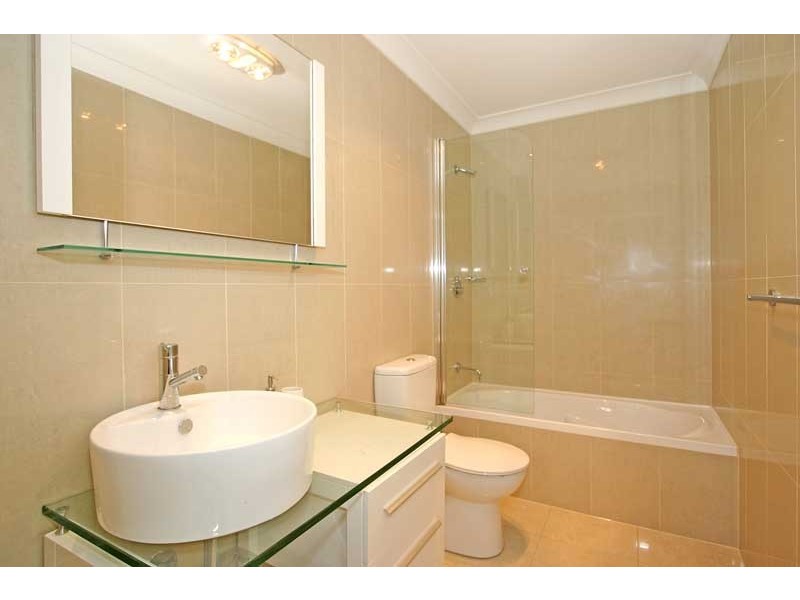 9/8-12 Taylor Close, Miranda NSW 2228