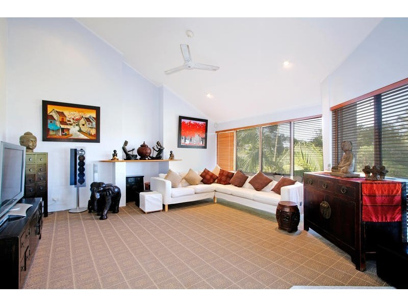 135a Woronora Crescent, Como NSW 2226