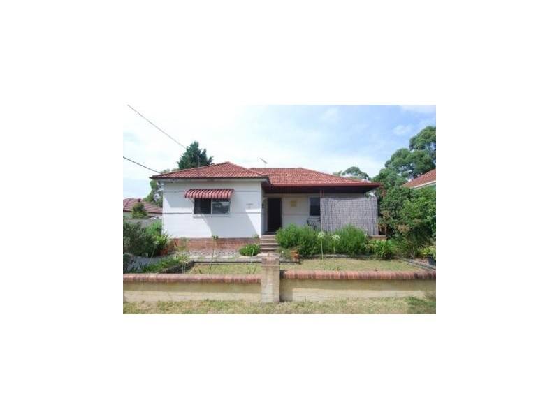 2 Fourth Avenue, Jannali NSW 2226