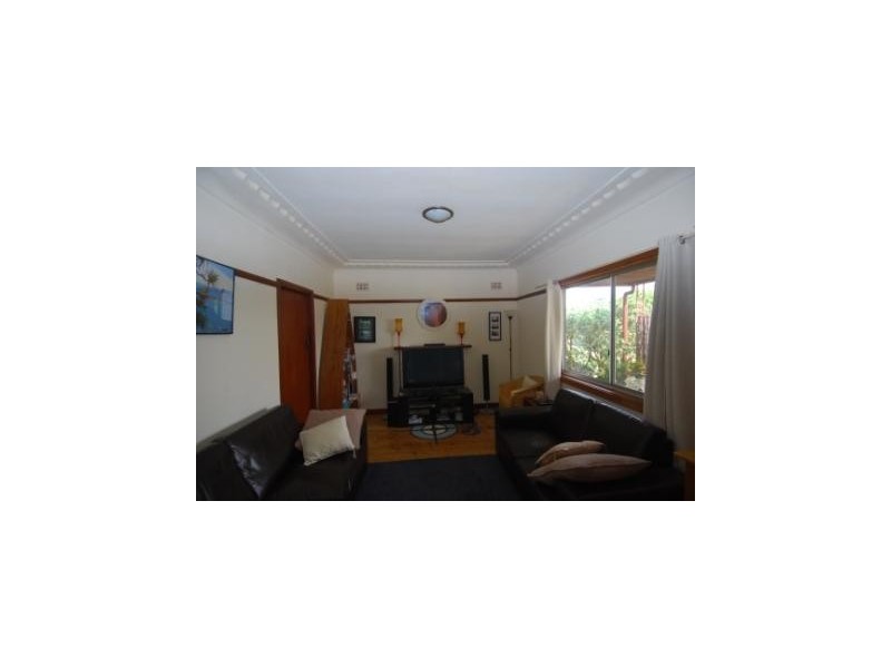 2 Fourth Avenue, Jannali NSW 2226