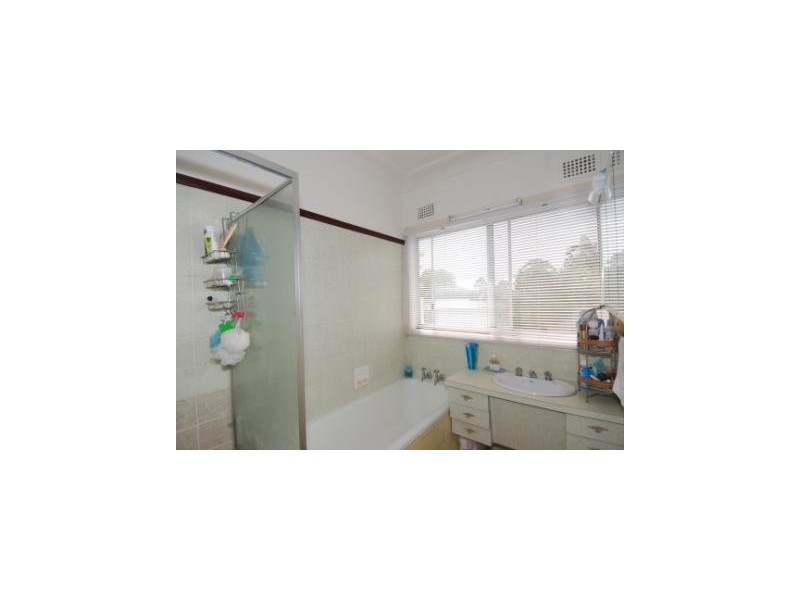 2 Fourth Avenue, Jannali NSW 2226