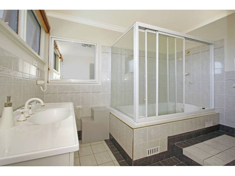 24 Freya Street, Kareela NSW 2232