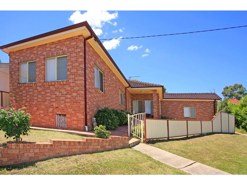 228 Carrington Avenue, Hurstville NSW 2220