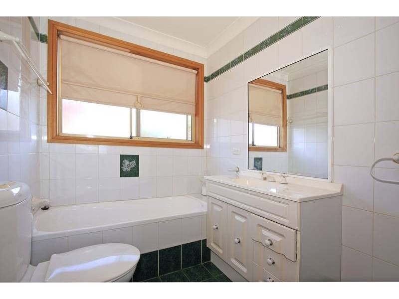 2/100 Wattle Road, Jannali NSW 2226