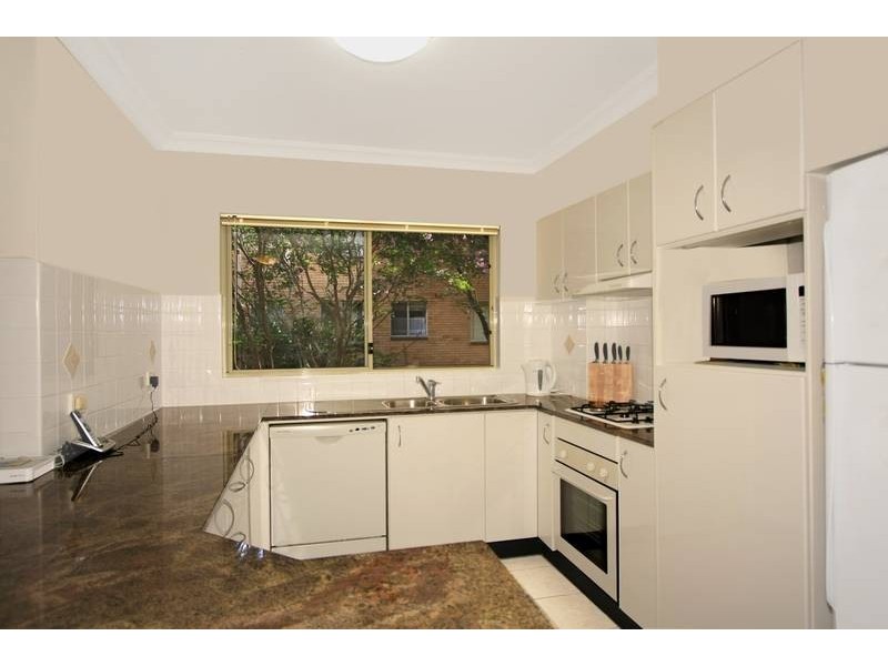 7/84 Glencoe Street, Sutherland NSW 2232