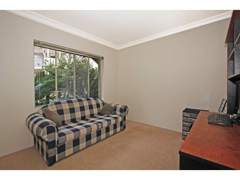 7/84 Glencoe Street, Sutherland NSW 2232
