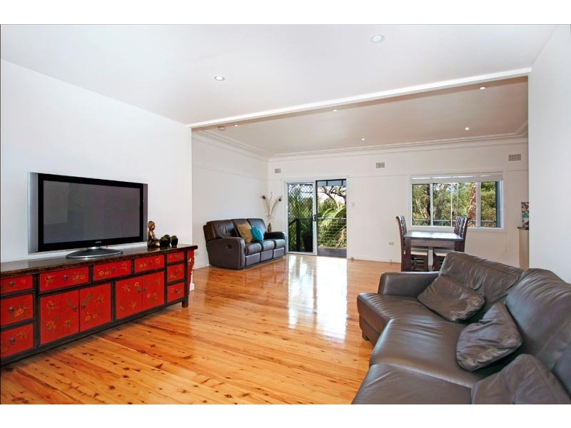 4 Eighth Avenue, Jannali NSW 2226