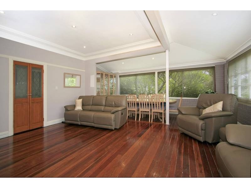 2 Burke Street, Como NSW 2226