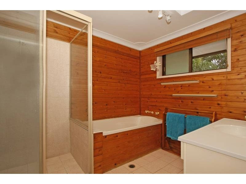 11 Mulga Place, Kirrawee NSW 2232