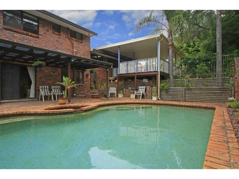 11 Mulga Place, Kirrawee NSW 2232