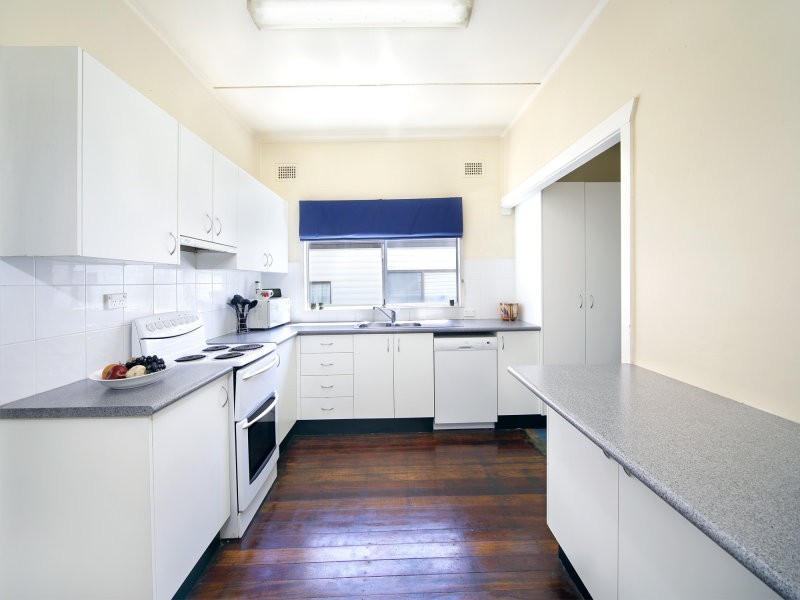 8 Georges River Road, Oyster Bay NSW 2225