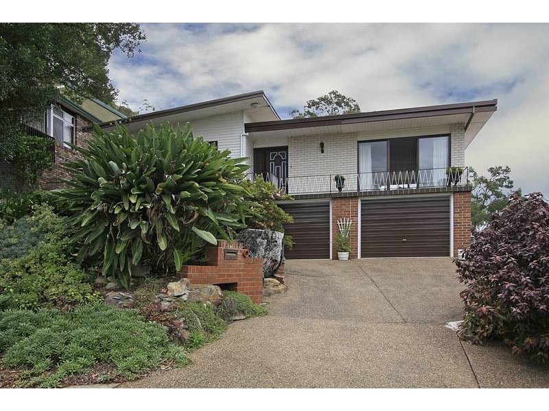 8 Wigens Avenue, Como NSW 2226