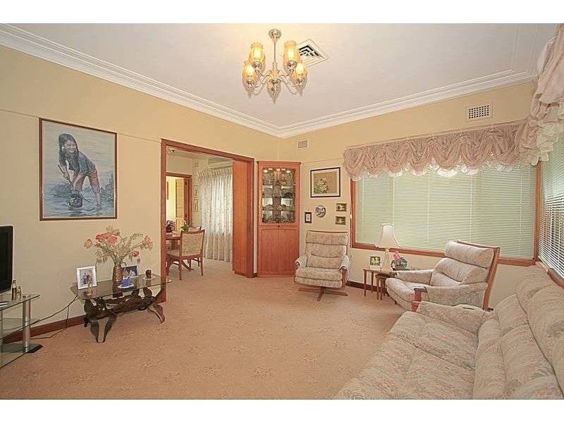 7 Bulumin Street, Como NSW 2226