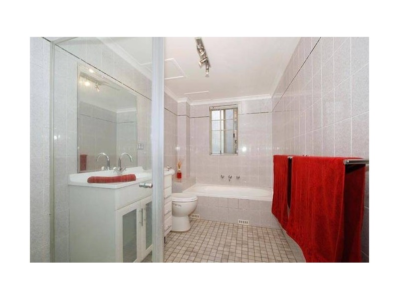 1/102 Flora Street, Sutherland NSW 2232