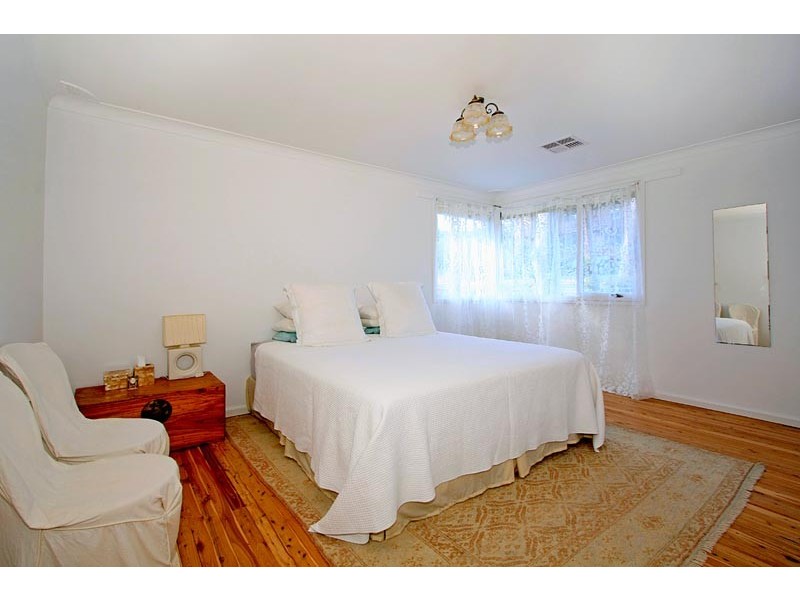 18 Lincoln Crescent, Bonnet Bay NSW 2226