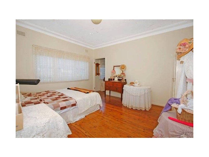 2 Mary Street, Jannali NSW 2226