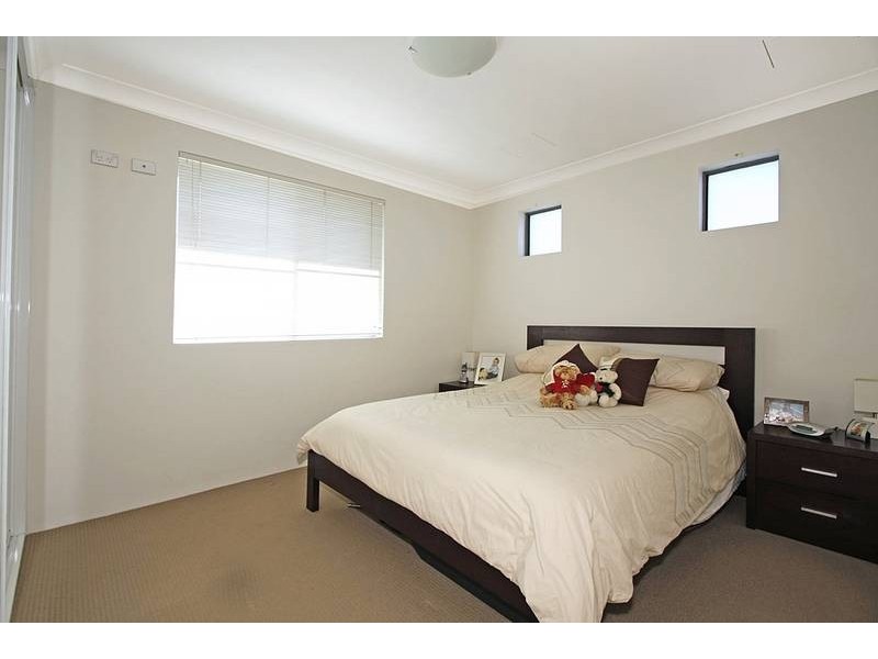 33/18-22 Gray Street, Sutherland NSW 2232