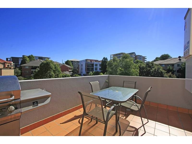 33/18-22 Gray Street, Sutherland NSW 2232
